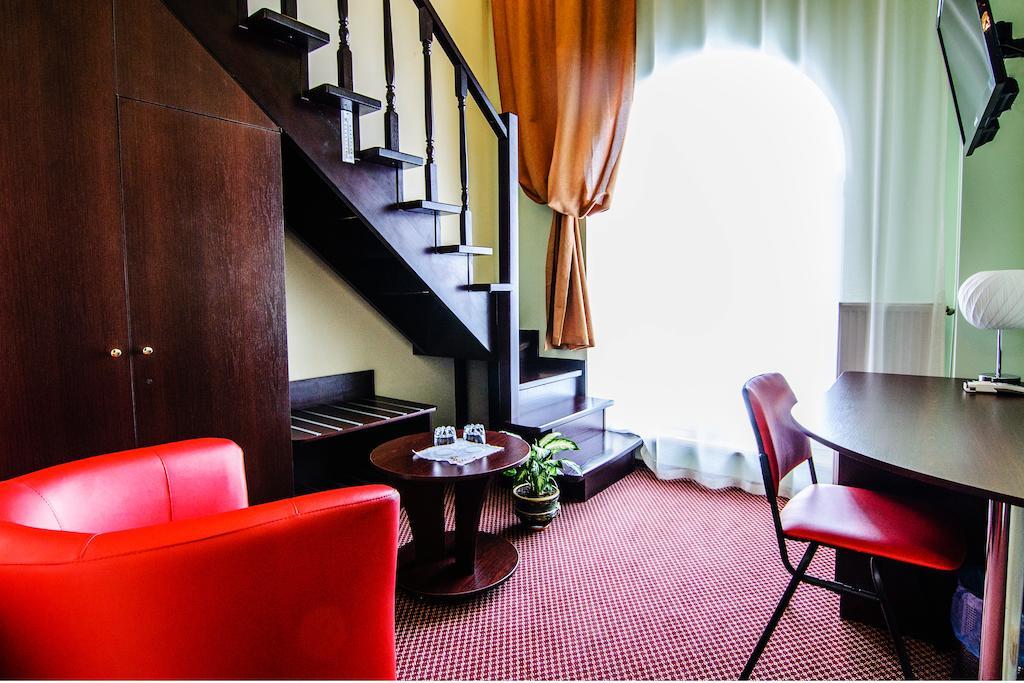 Terminal-A Hotel Rjasne-Roeske Kamer foto